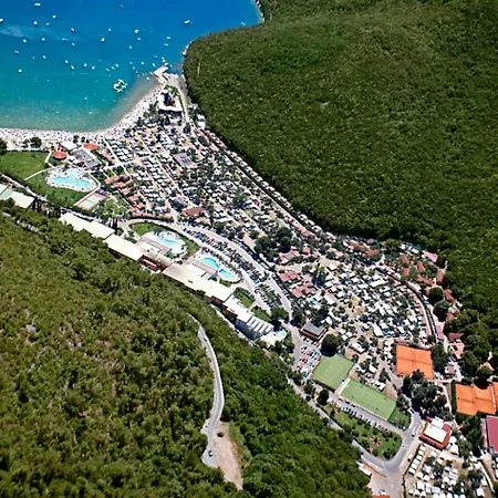 Mobile Homes In 50088 Village de vacances