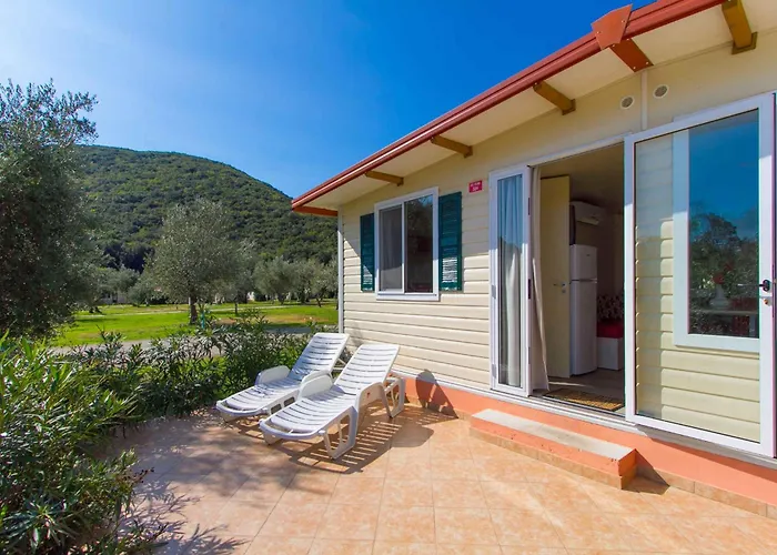 Üdülőpark Mobile Homes In 50088 *
