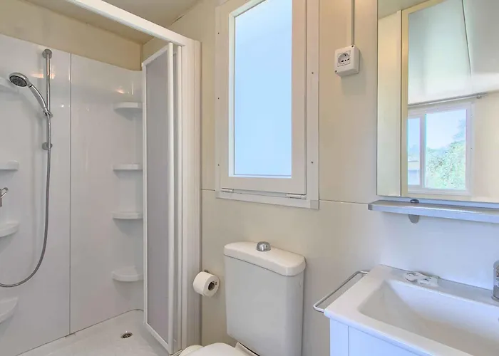 Üdülőpark Mobile Homes In 50088 *